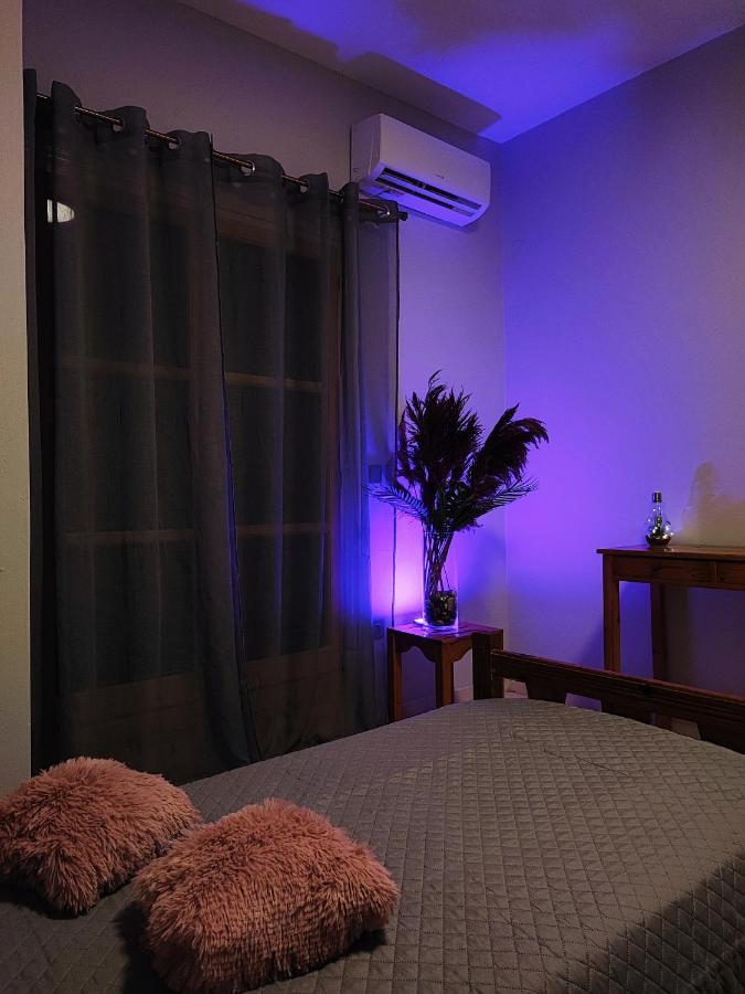 Kaminaki Seaview Apartament *