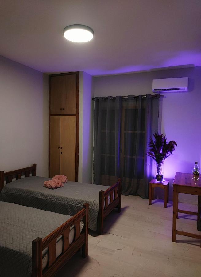 Kaminaki Seaview Apartament *