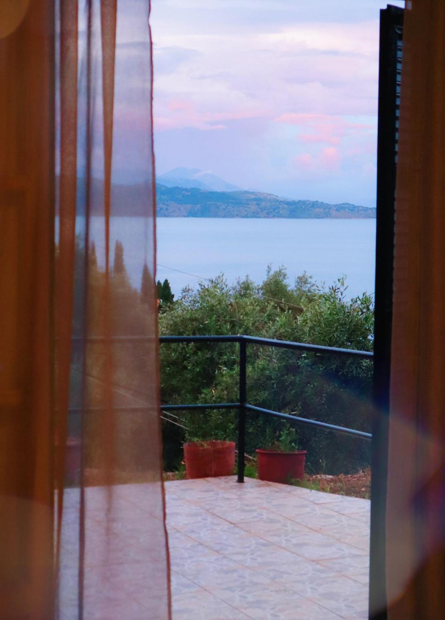 Apartament Kaminaki Seaview